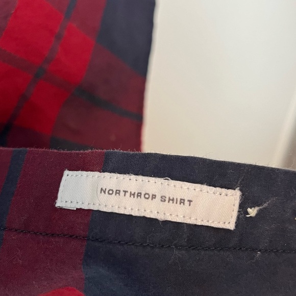 Y. Men’s Goodfellow Plaid Button Down Shirt - Picture 4 of 5